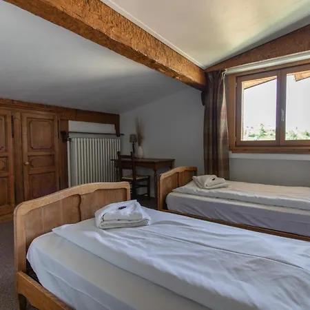 Le Chamois By Youralpadventure Hotel