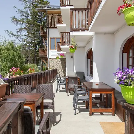 Hotel Le Chamois